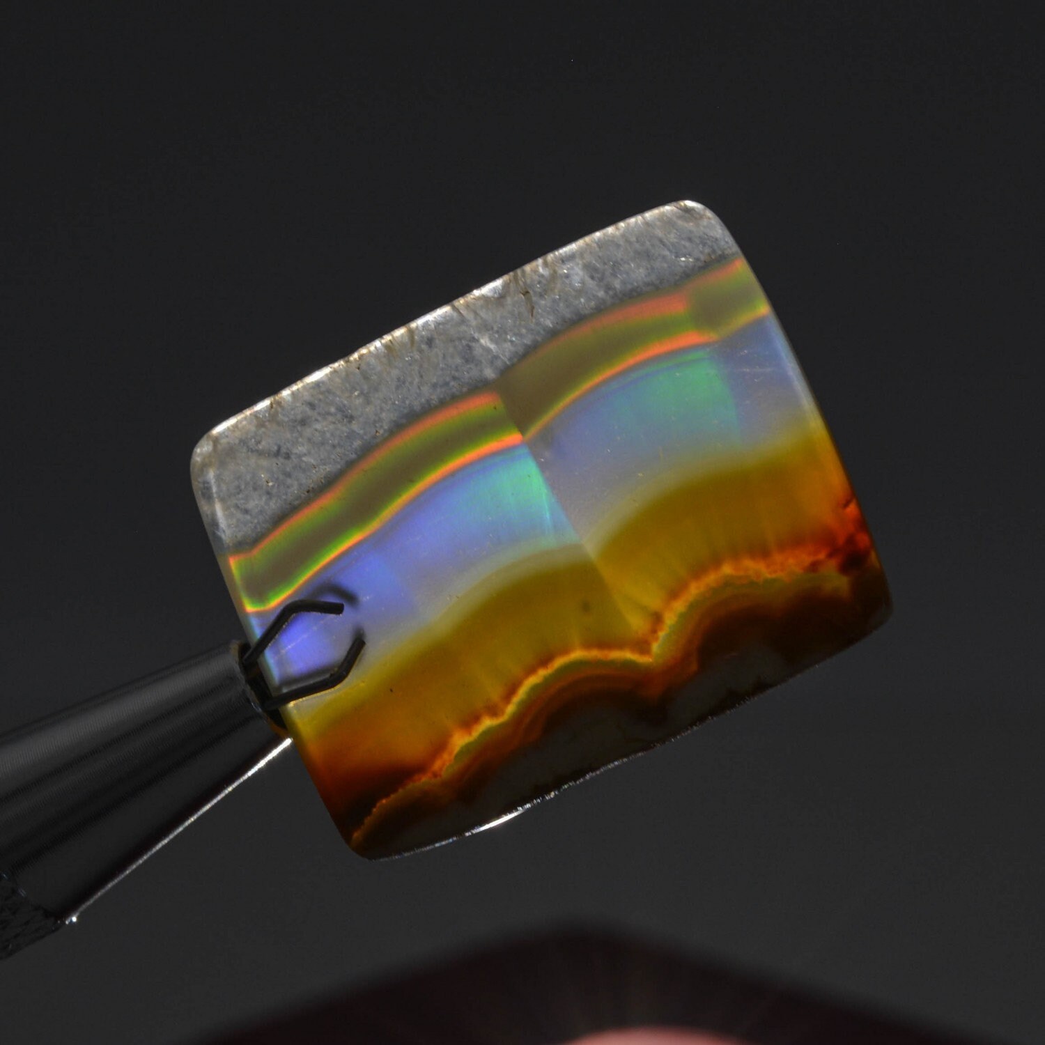 Agate Iris, Indonésie