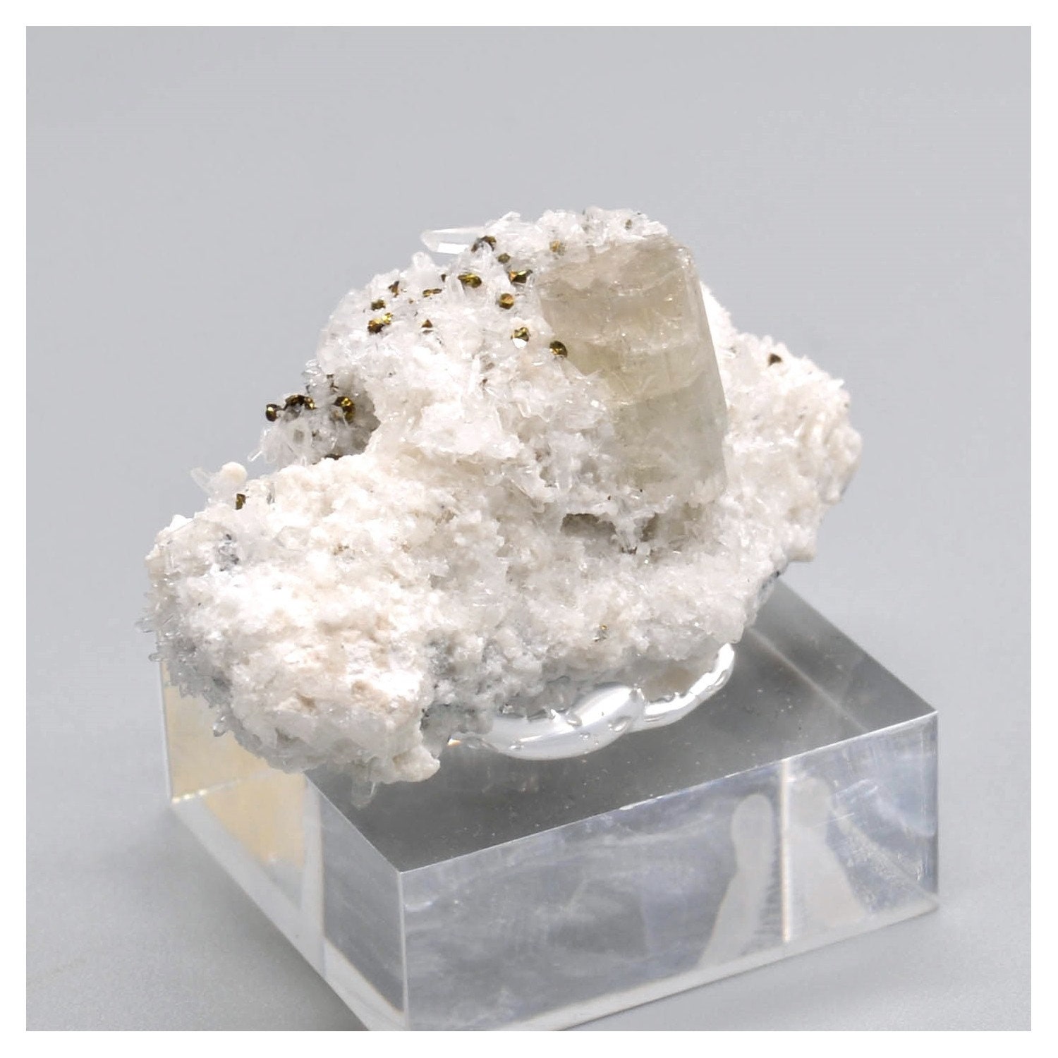 Apatite - Mine Julcani, Province d'angaraes, Huancavelica, Pérou