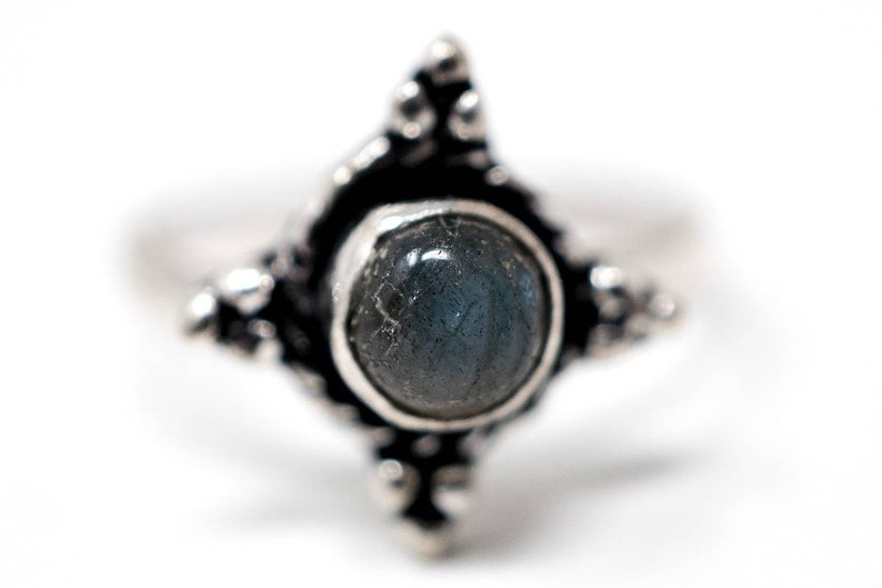 Vintage Schmuck Edelstein Celtic Jewelry Vintage Boho Ring with Gemstone Hippie Style Ring Engagement Ring
