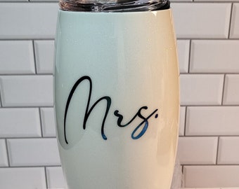 Vaso, Sr. y Sra. Vaso de barril de 25 oz con tapa y paja, regalo personalizado para novias