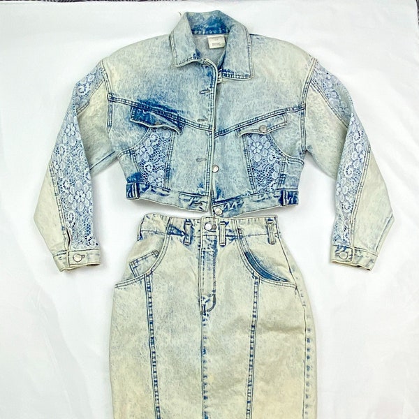 Vintage 1980s denim set 80s acid wash jean jacket and matching skirt crochet and lace coat cropped coat pockets shoulder pads coordinating