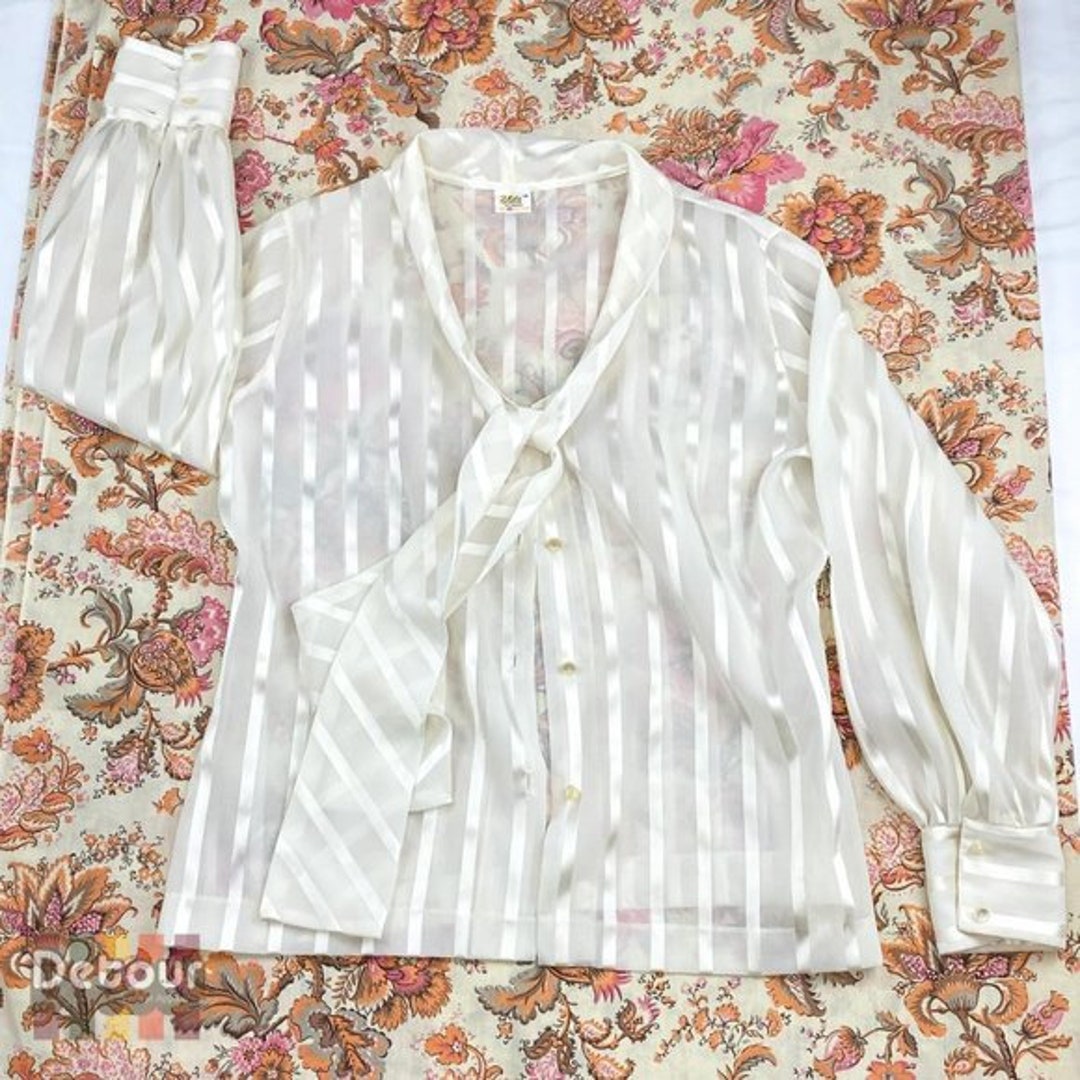 トップス 80s- White see-through shirt Vintage Women White Mesh Top Size S/M White Floral Top