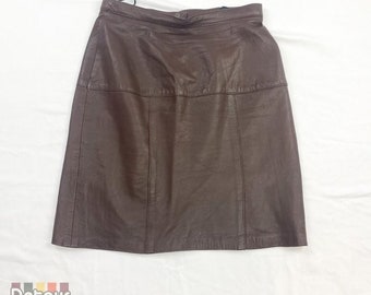 Vintage 1970s leather skirt 70s brown bottom womens clothing spring fall outfit size small mid length ladies apparel neutral lined Emblem