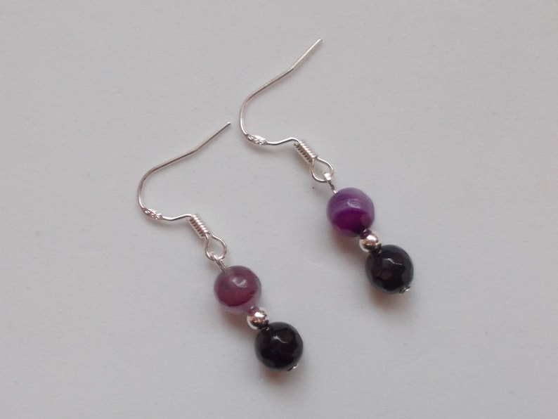 Purple Banded Agate Gemstone /& Sterling Silver Earrings.
