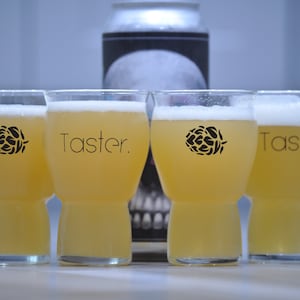 Best Beer Sampler Glasses || 4 x Craft Beer Flight Glasses & Tasting Glasses