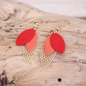 Red and coral leather leaf earrings, coral pink, red and gold leather earrings. Red and gold earrings. (BO361rougecorail)