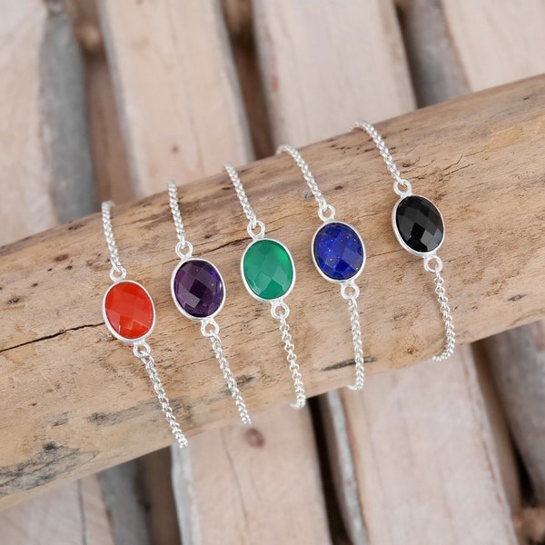 Minimalist bracelet fine silver. Bracelet oval stone green agate, amethyst, carnelian, black onyx or lapis lazuli. Women's gift