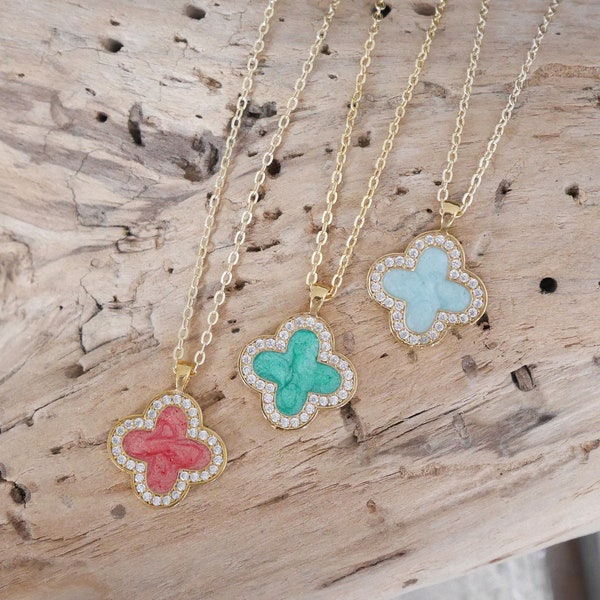 MINI CLOVER CHAIN NECKLACE