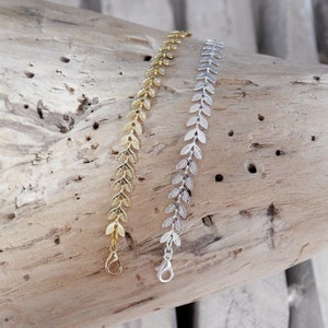 Minimalist boho chic bracelet in gold or silver leaf chain. Bridal wedding bracelet / Christmas gift for woman and girl BRCH35 image 4