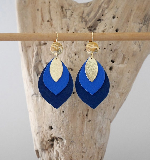 Leaf earrings in electric blue, navy blue and gold leather. Drop earrings  in blue and gold leather. Christmas gift for women.