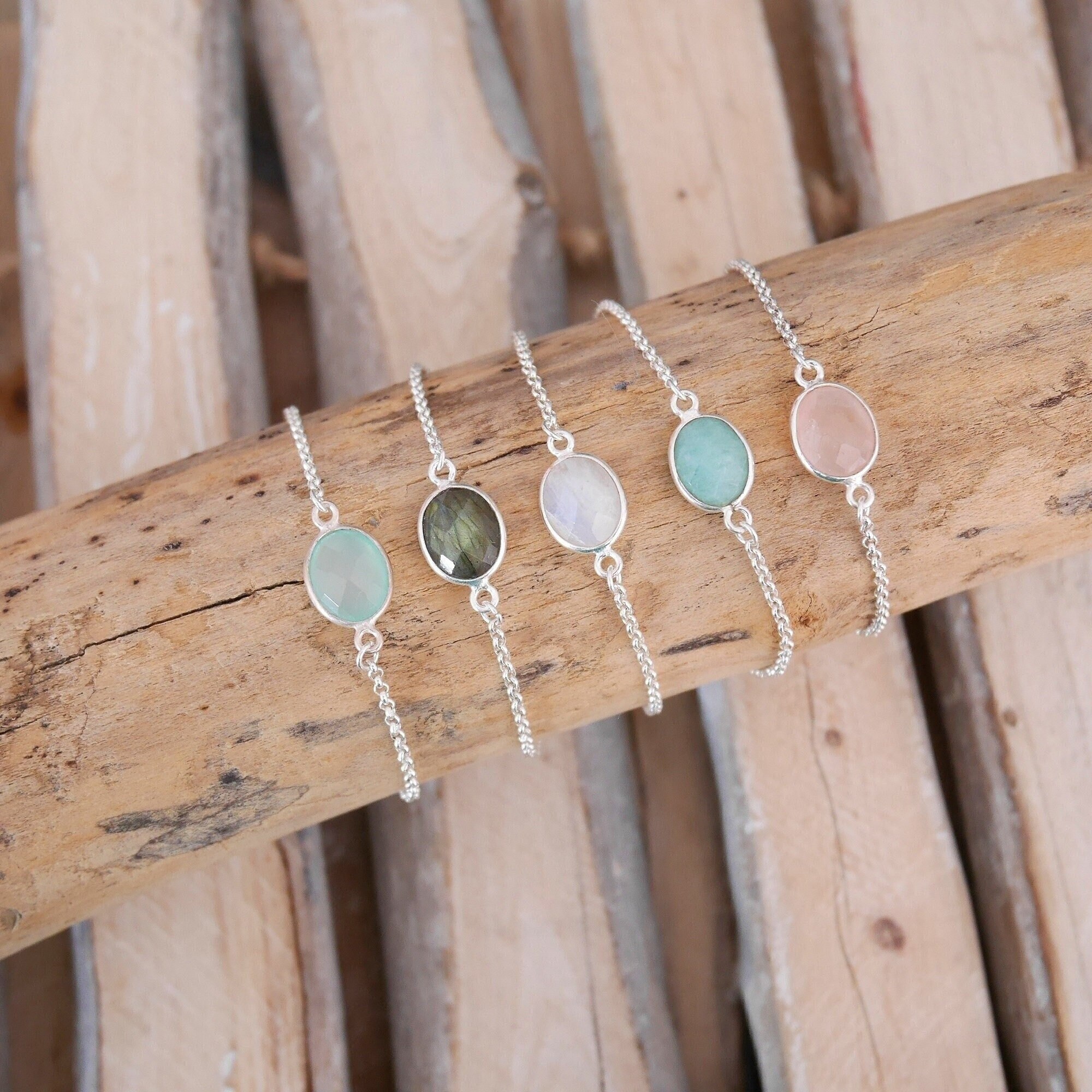 Minimalist Silver-tone Bracelet. Bracelet With Oval Stones in