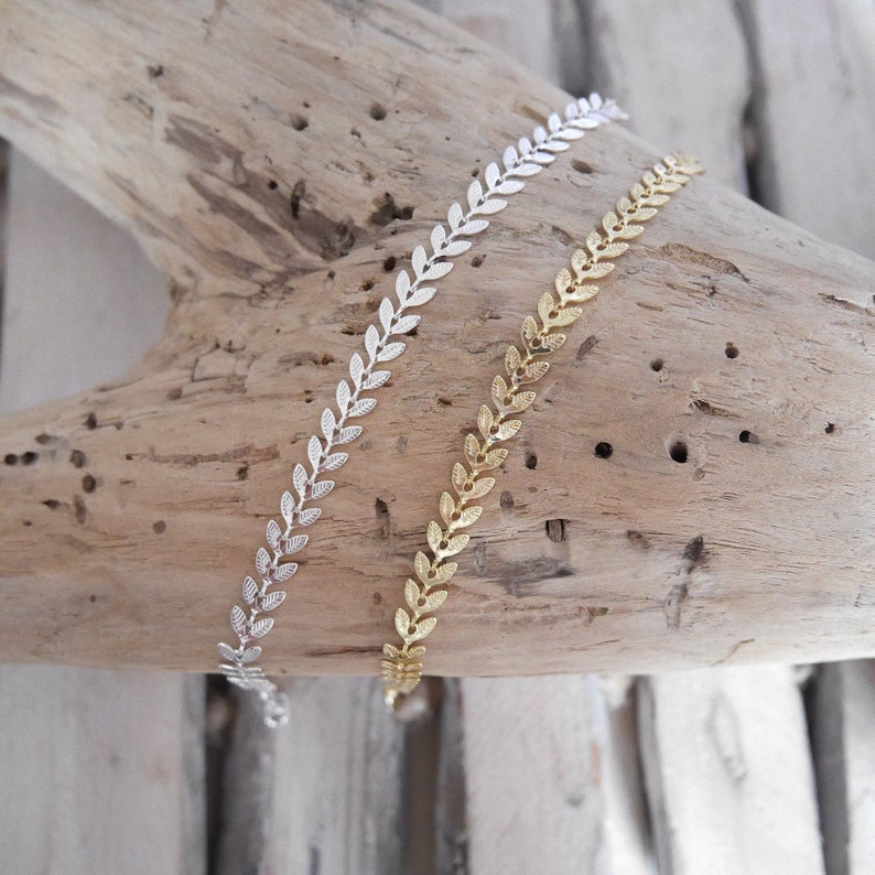 Minimalistische boho-chique armband van bladgouden of zilveren bladketting. Bruidshuwelijksarmband / kerstcadeau voor vrouw en meisje BRCH35 afbeelding 1