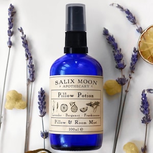 Spray per cuscini alla lavanda: spray aromaterapico calmante per dormire