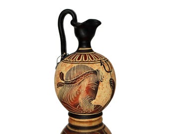 ギリシャ　壺 古代ギリシャの壷クラテルとプリャクス陶器、テラコッタの萼片クラテル