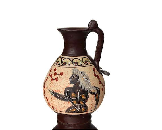博物館のレプリカ - 手描きの装飾が施された古代ギリシャの陶器の