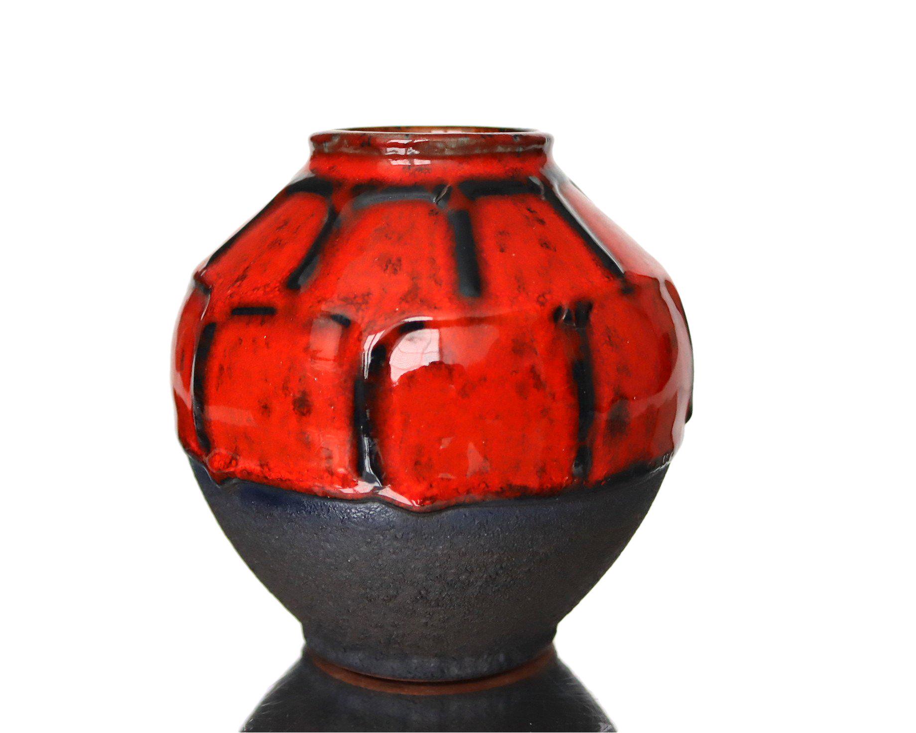 赤と黒の陶器の花瓶 - CARSTENS 652-13 - Etsy 日本