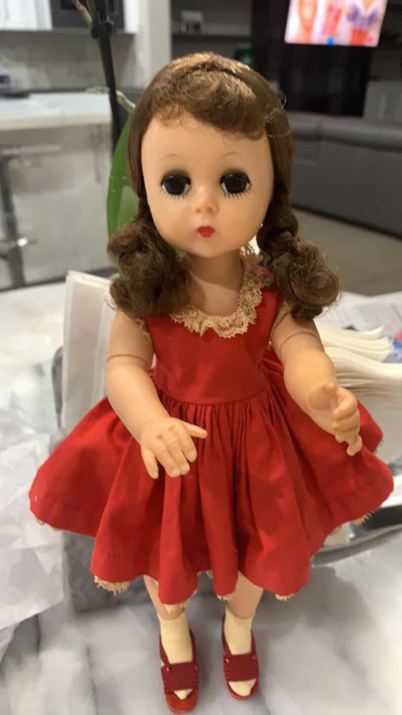 DOLL REPAIR SERVICE . Madame Alexander Dolls Repair, Retring, Vintage