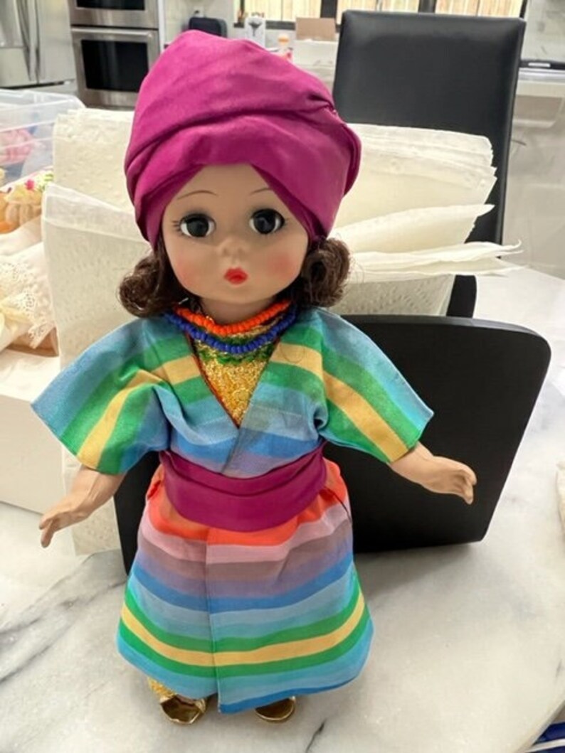 DOLL REPAIR SERVICE . Madame Alexander Dolls Repair, Retring, Vintage