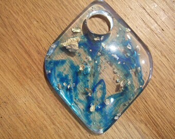 large piece of resin, very light