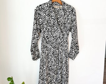 Vintage 90s Liz Claiborne wrap dress size 2p, black and white graphic floral midi dress, iconic statement work dress