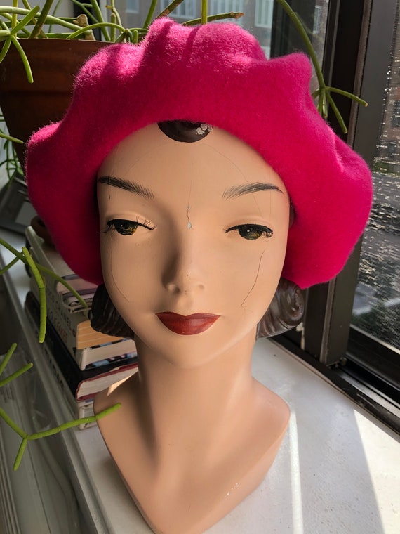 Vintage Parisian Beret in white, wool 1950s beret,