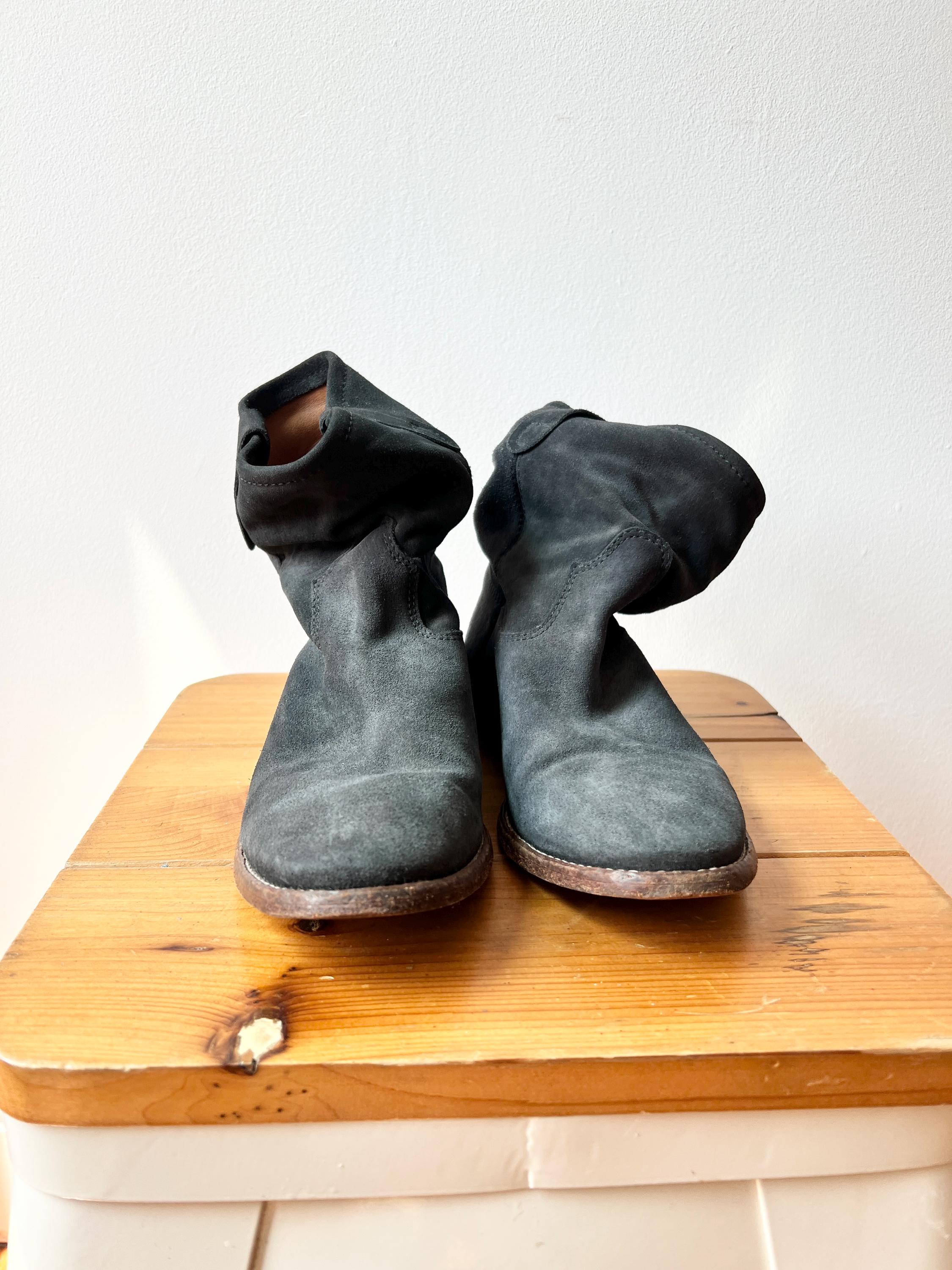 Vintage Isabel Marant slouchy suede ankle riding boots size 36 5 navy suede midi boots