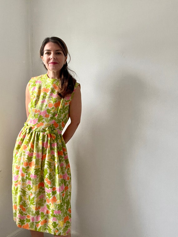 Vintage 1950s bright floral Lanz dress, sleeveles… - image 3