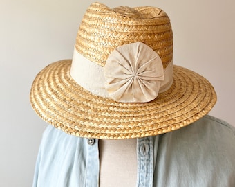 B. Michael Pearl Ribbon Embellished Straw Hat Vintage Straw Sun Hat B Michael White Pearls, Vintage Straw  main image 3