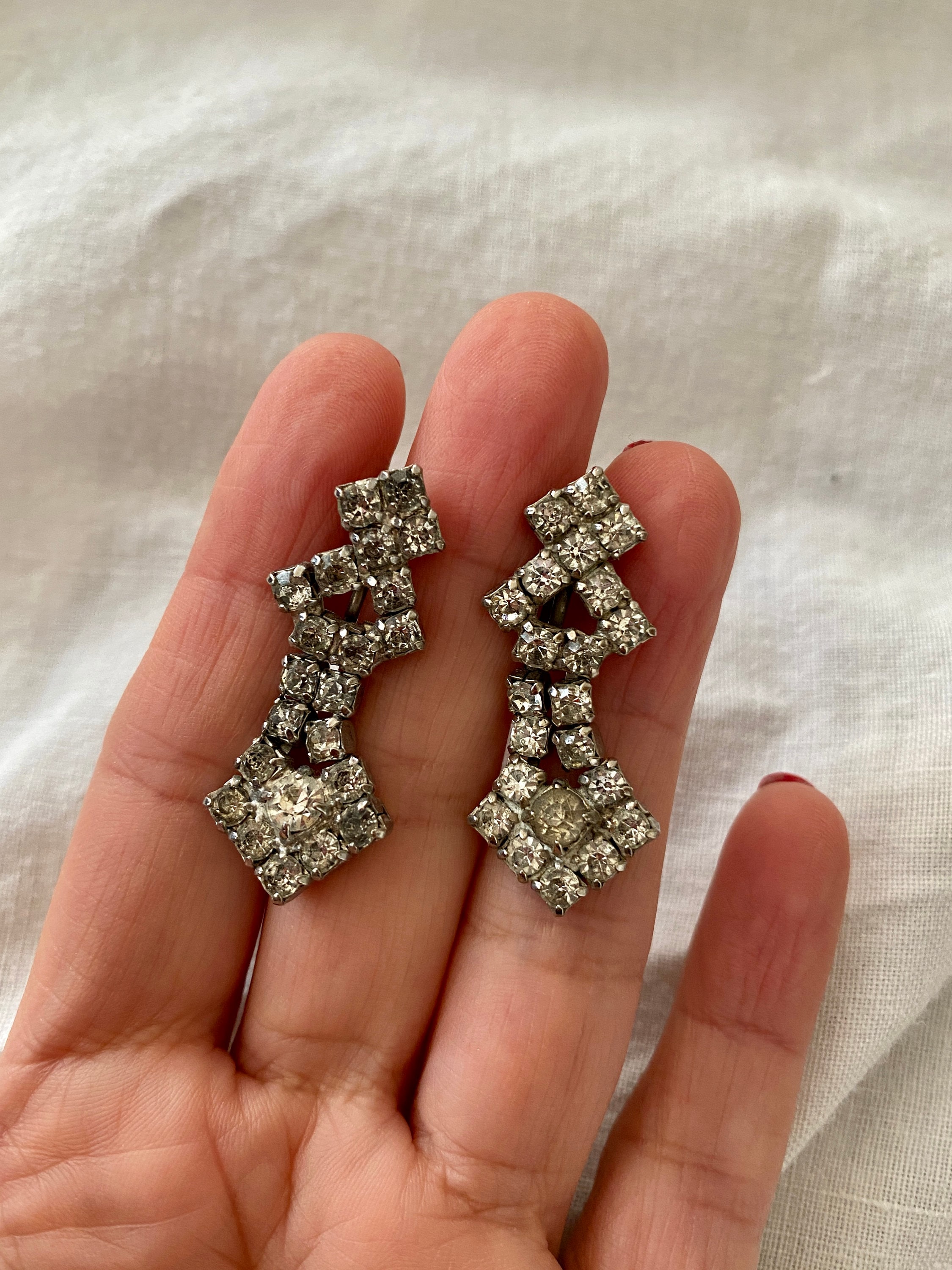 Vintage 1950s Rhinestone Earrings With Screwback Closure, Old