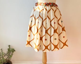 Jupe Crayon En Soie Brodée Rose Ann Taylor LOFT - Taille 2P (Petite), Neuve Avec étiquette