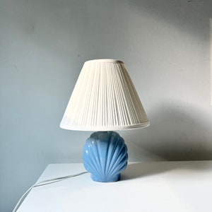 ヴィンテージ　シェル　ランプ Vintage 80s Blue Shell Lamp, Beach House Pottery Lamp, Ceramic