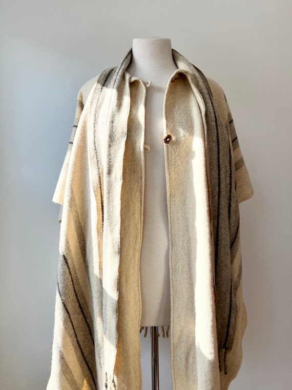 Vintage 60s striped ivory wool cape with attached… - image 2