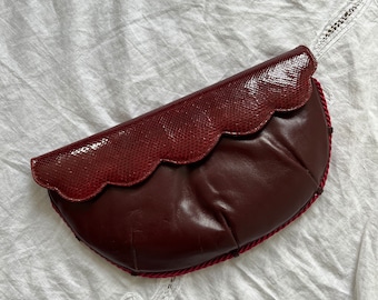 Vintage 70s red snakeskin clutch, burgundy leather handbag, deep red evening bag