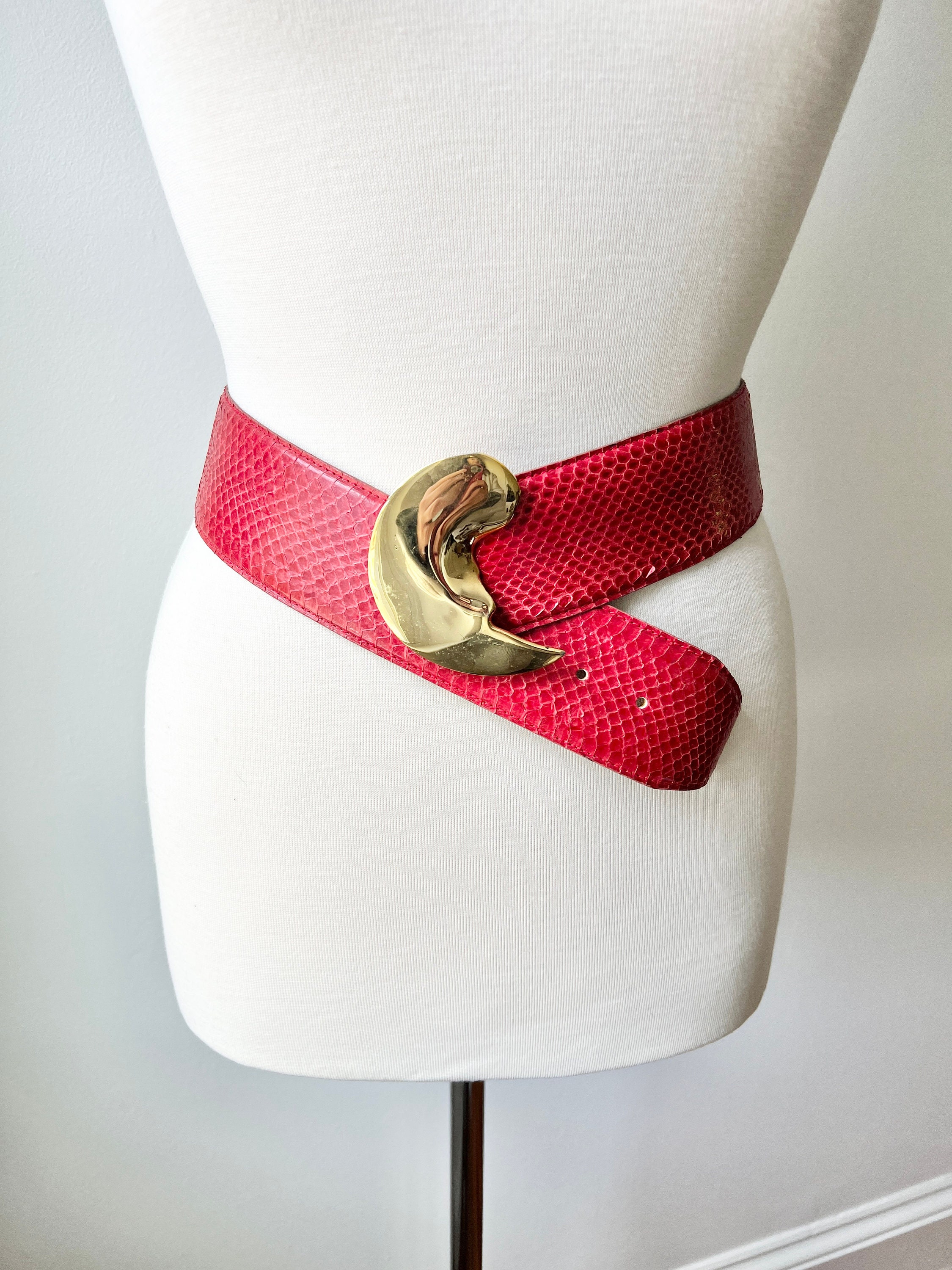 Vintage 80s Gold Crescent Moon Snakeskin Belt, Red Snakeskin  display picture 1
