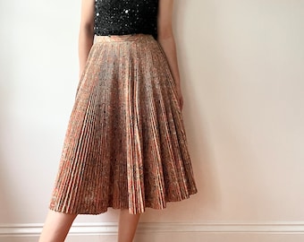 Vintage paisley pleated midi skirt size med, accordion pleat skirt