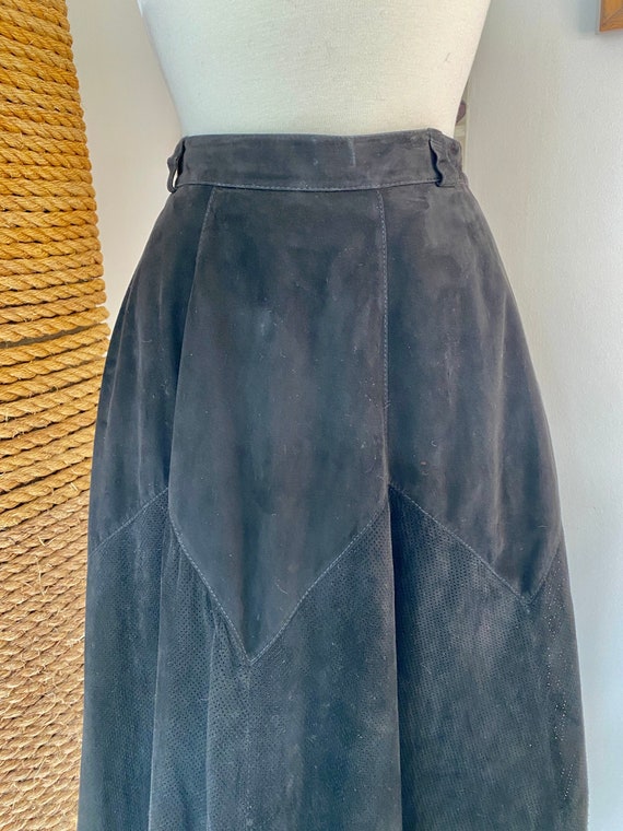 Vintage 90s black suede maxi skirt size medium, p… - image 3