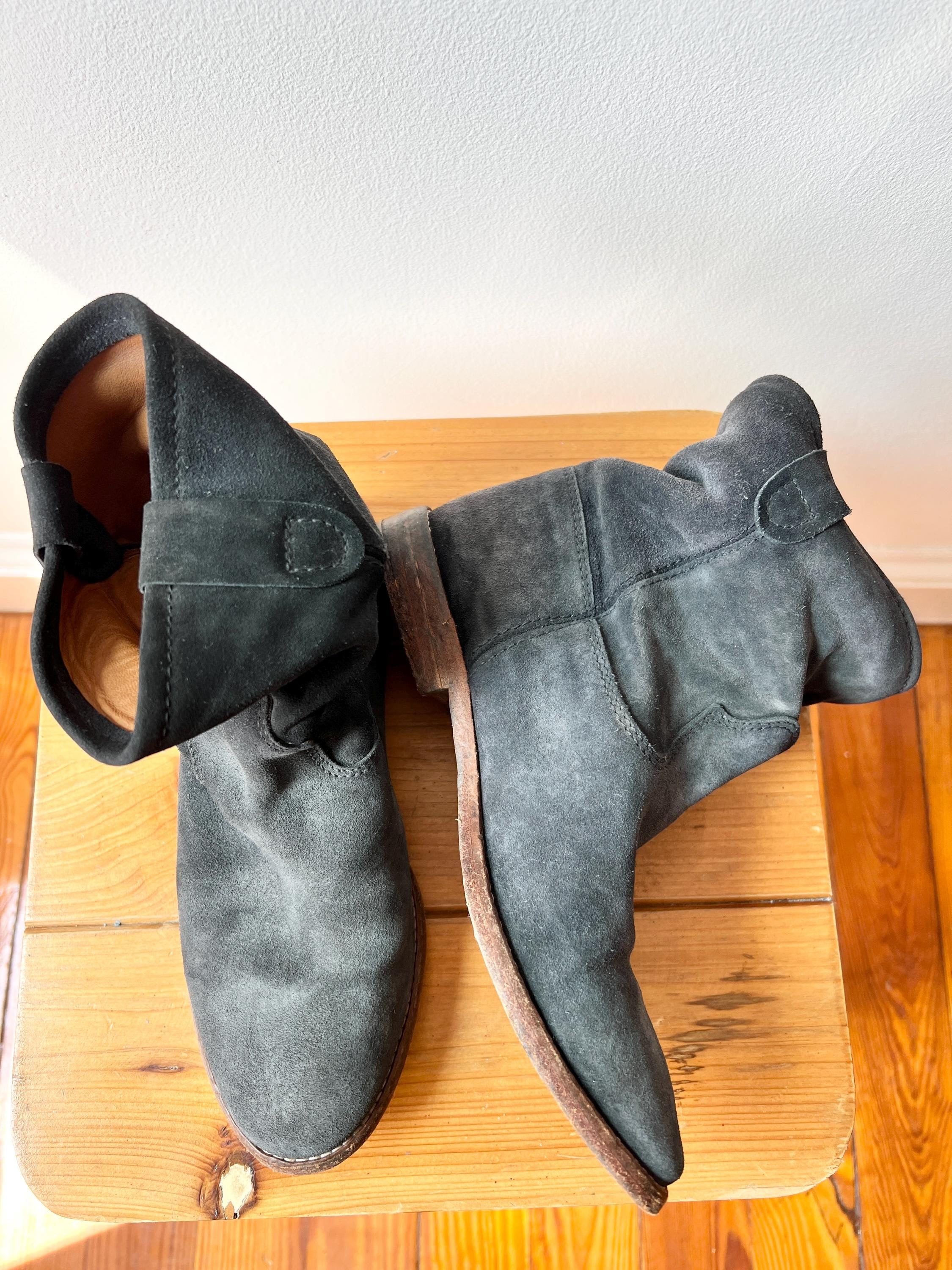 Vintage Isabel Marant slouchy suede ankle riding boots size 36/5, navy suede midi boots