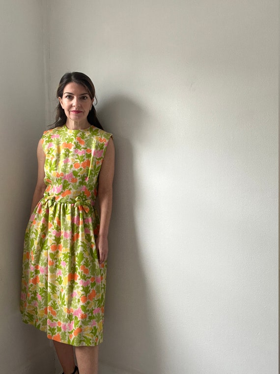 Vintage 1950s bright floral Lanz dress, sleeveles… - image 2