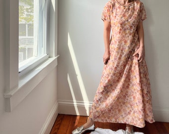 Vintage 90s floral maxi dress with tie waist, y2k floral patterned shift dress with ties, o/s sheath dress