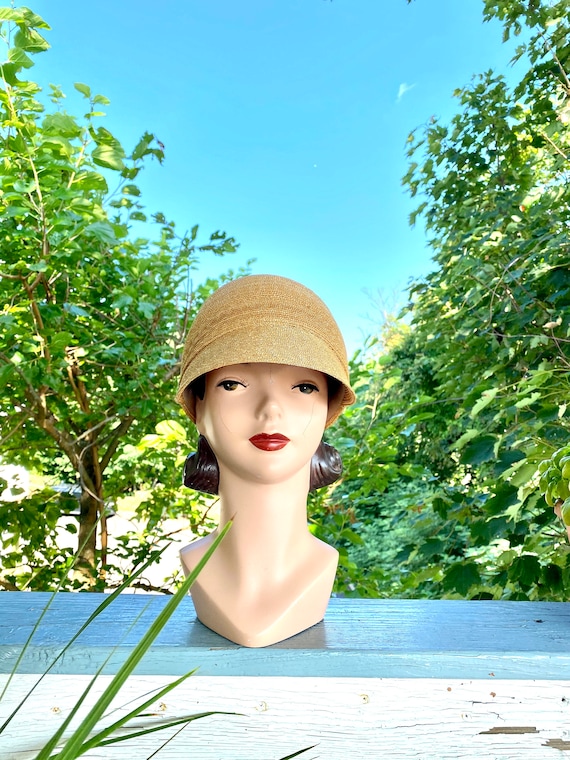 Vintage Patricia Underwood designer straw hat / St
