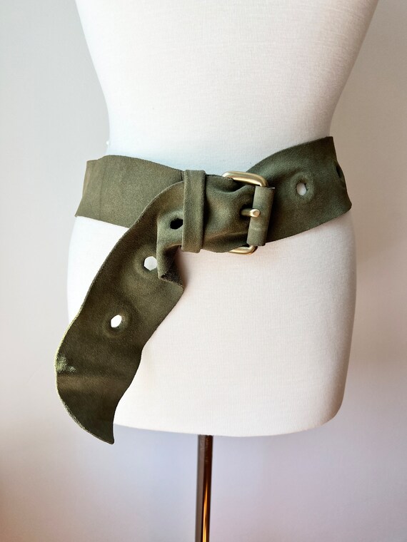 vintage 80s green suede Gem