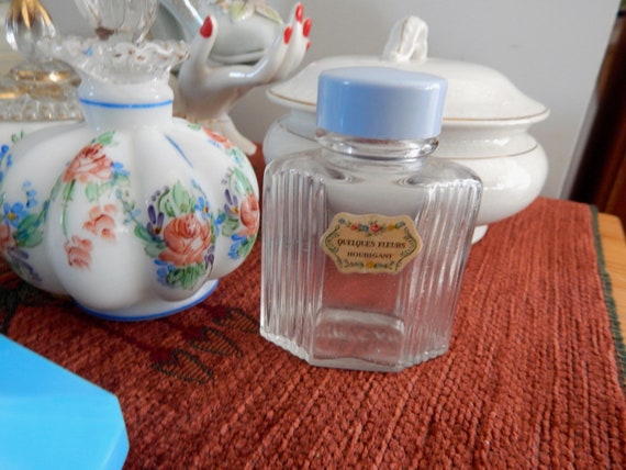 Rare Houbigant Quelques Fleurs Small Powder Jar Perfume Talc Powder Bottle