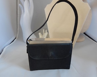 Volupte Cosmetic Compact Powder Rouge Lipstick Comb in Travel Purse