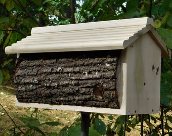 Roosting Box/ FREE Suet Feeder by Birdgazer.net