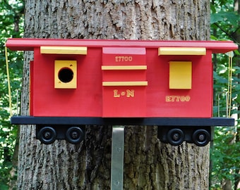 L&N Caboose Birdhouse