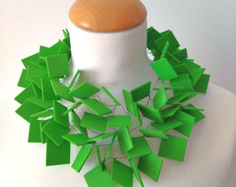 Green Geometric  Fashion Necklace For Woman,