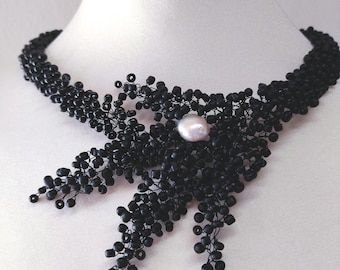 Collana nera con perla coltivata