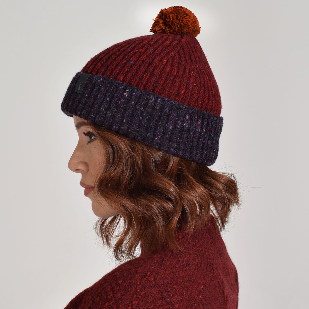 BEANIE HAT IN CHERRY RED WOOL 438124 main image 1