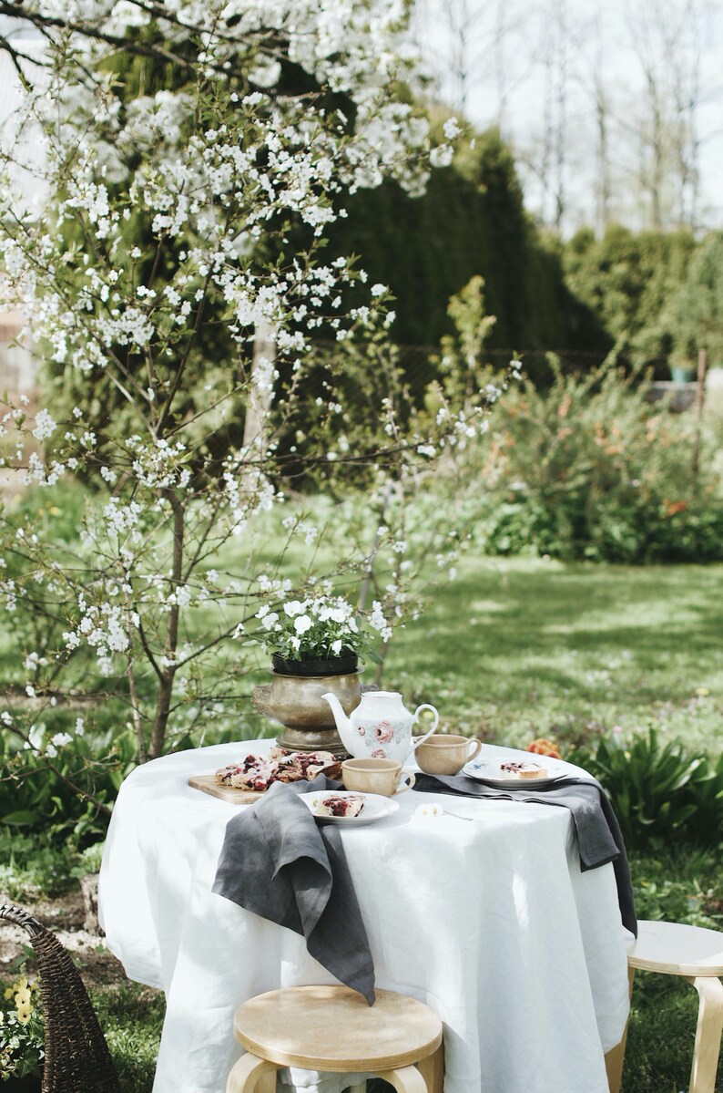 Stonewashed linen tablecloth round tablecloth basic tablecloth pure white