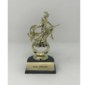 Melhor fantasia de Halloween Trophy Costume Party bruxa em uma vassoura troféus